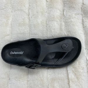 NWT Outwoods T-Strap Black Sandal